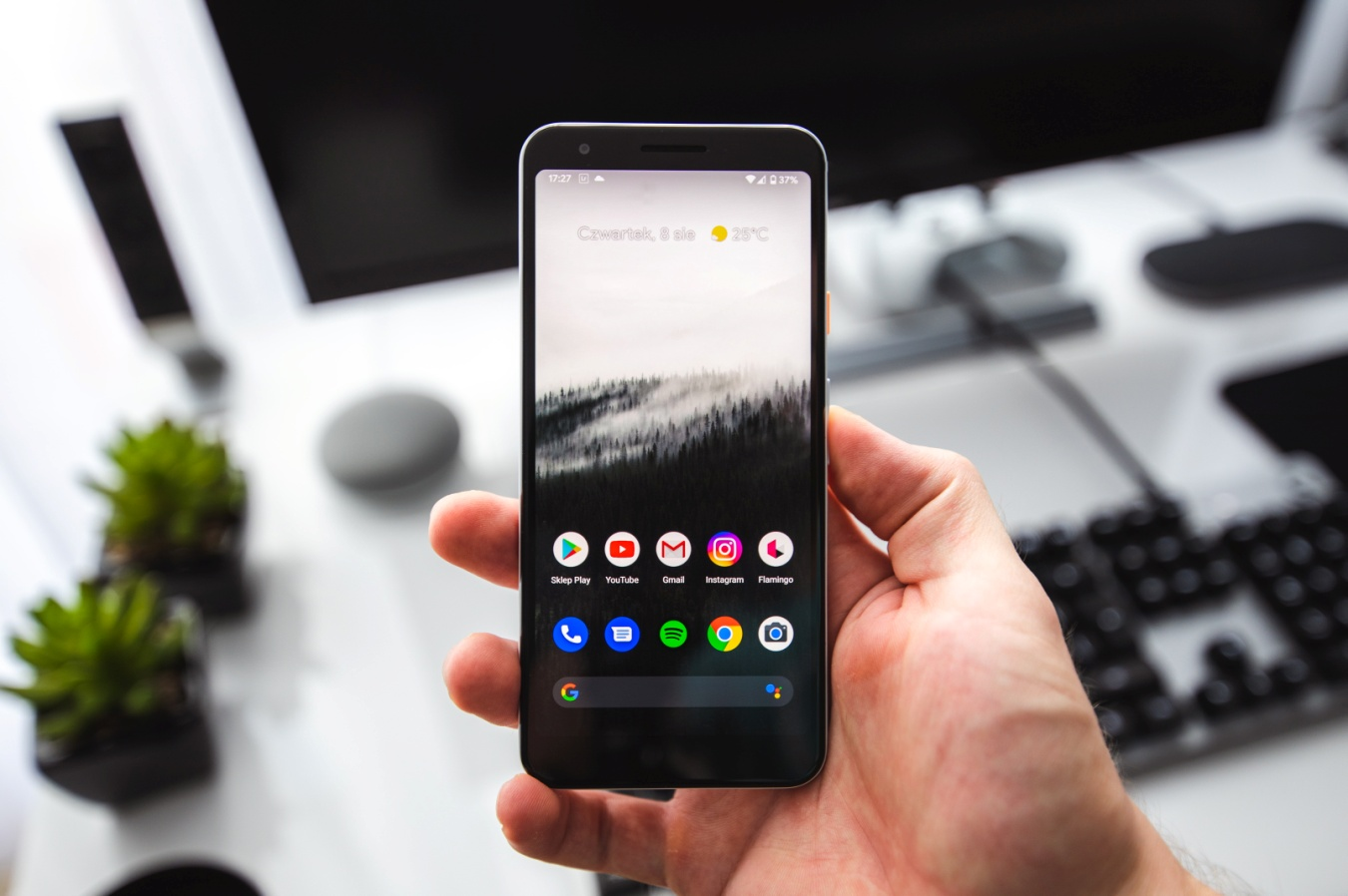 Android icons on the screen.